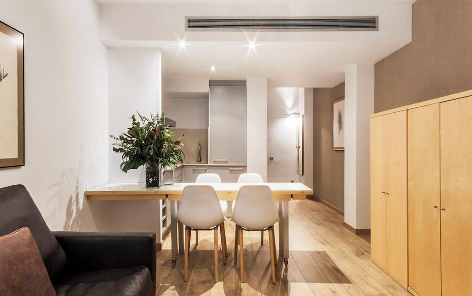 Їдальня Фото